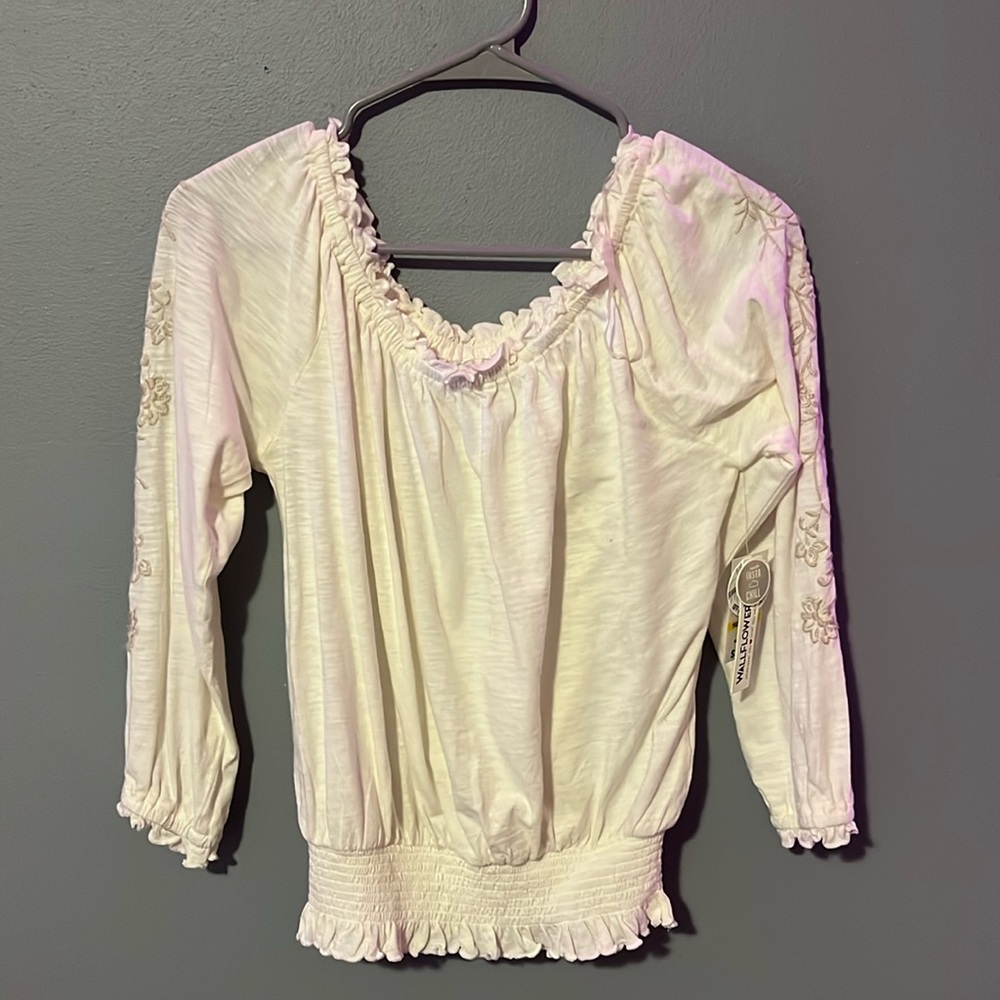 Wallflower brand white top with sleeve detail